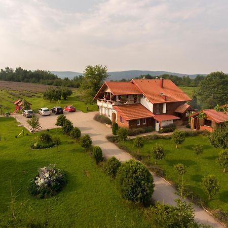 Lavanda Farm Apartmani Rakovica Exterior photo